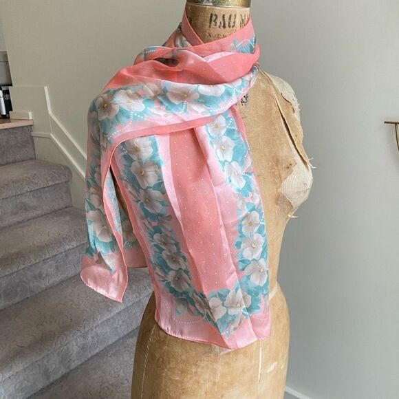 Vintage Vera Neumann Silk Pink Pastel Floral Polkadot Neckscarf - 10.5" x 31" - Picture 4 of 5